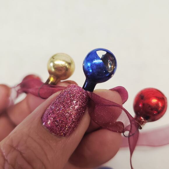 Vintage Feather Tree Mercury Glass 21 Ornaments On Christmas Tree Garland Ribbon - Picture 7 of 11